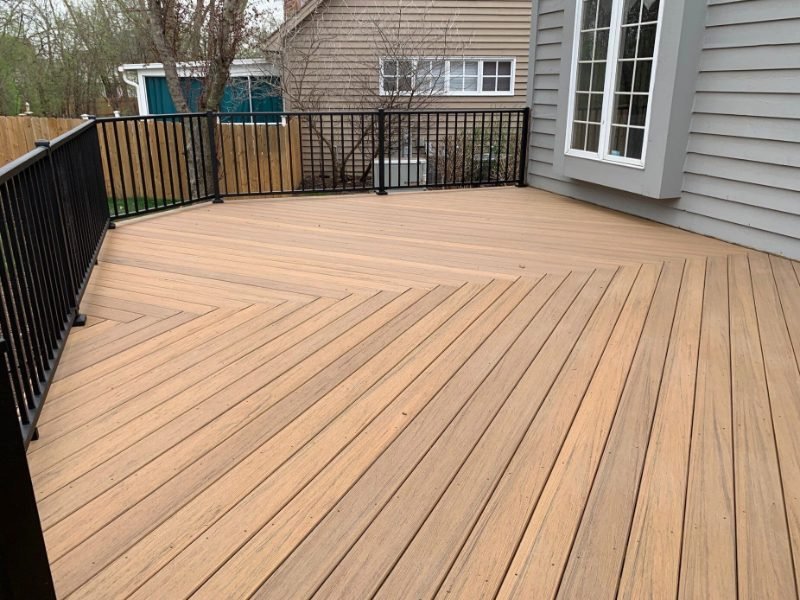 Majestic Deck Builders Hartford project in Hartford